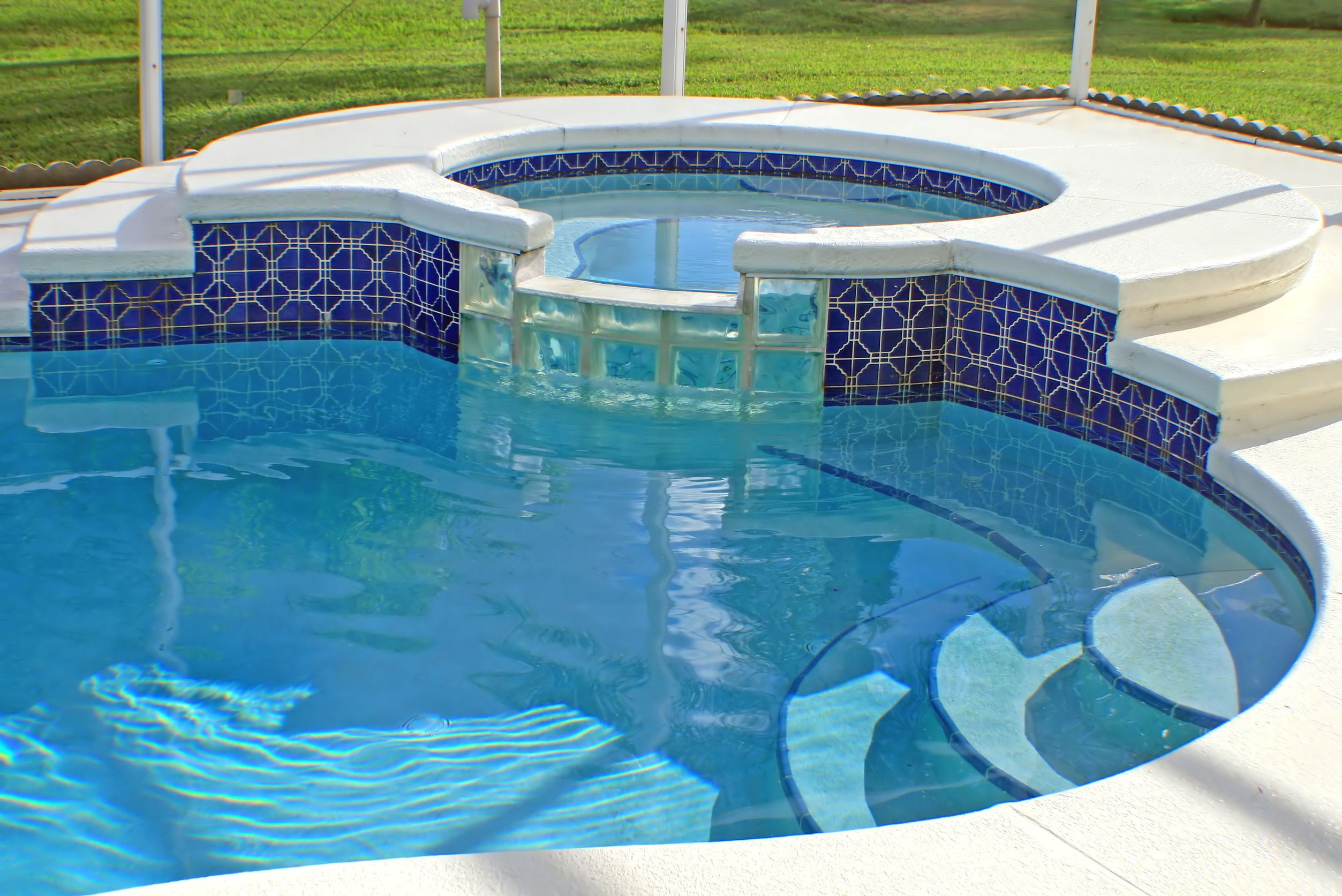 Installing Slimline Pools in Backyards Where Size Matters