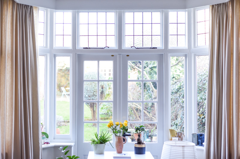Sunroom Patio Enclosures Charlottesville Enhance Family Gatherings and Relaxation Spaces